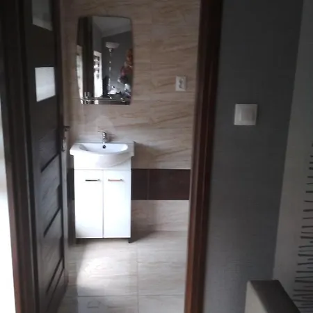 Δωμάτια σε οικογενειακή κατοικία Goscinne Natalia